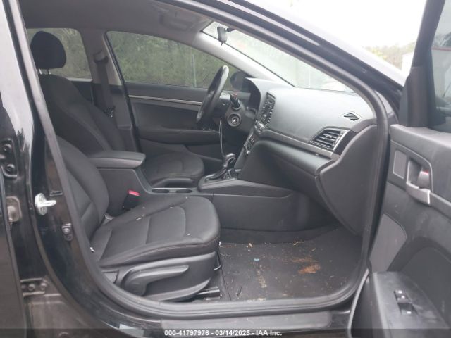 5NPD74LF9JH302461 Hyundai ELANTRA SE
