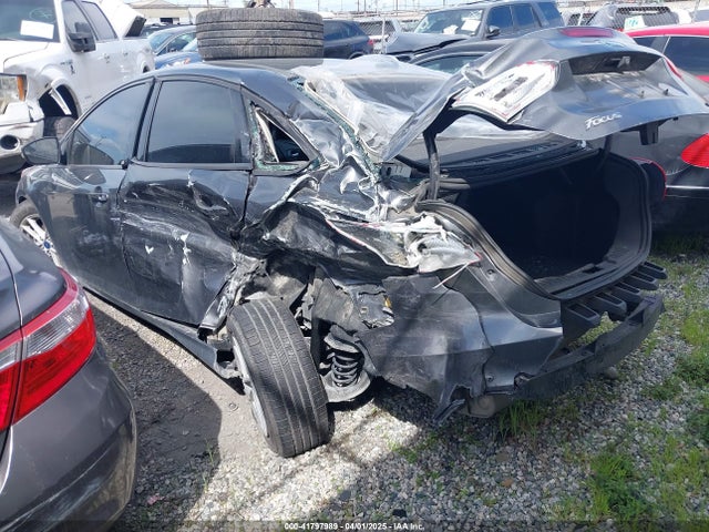Ford FOCUS SE 2017 1FADP3F25HL315545 Image 3