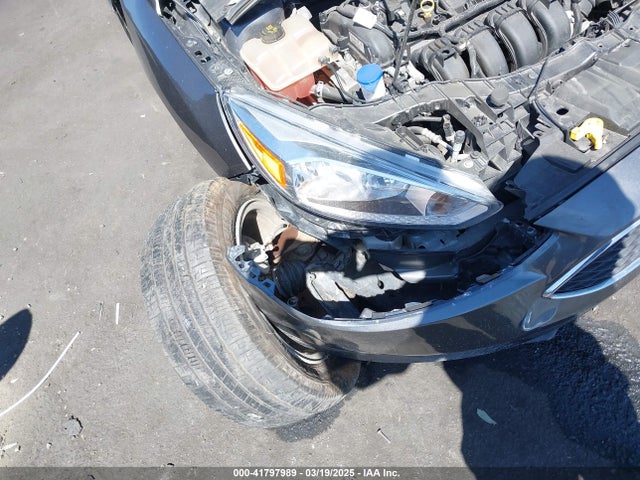 Ford FOCUS SE 2017 1FADP3F25HL315545 Image 6