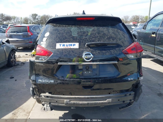 Nissan ROGUE SV 2017 KNMAT2MT9HP522348 Image 17