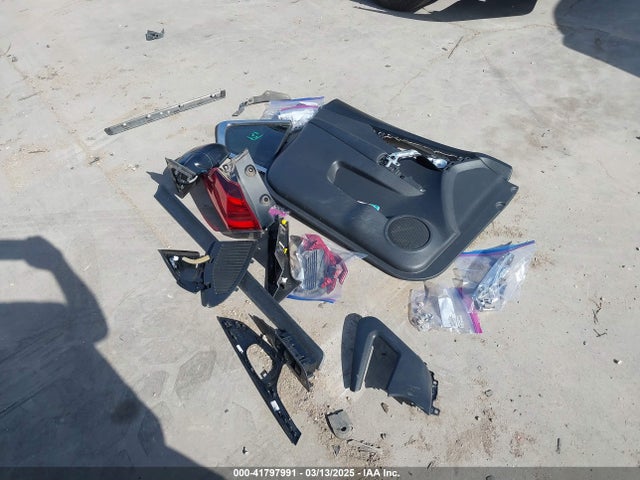 Nissan ROGUE SV 2017 KNMAT2MT9HP522348 Image 12