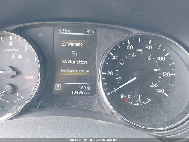 Nissan ROGUE SV 2017 KNMAT2MT9HP522348 Image 7