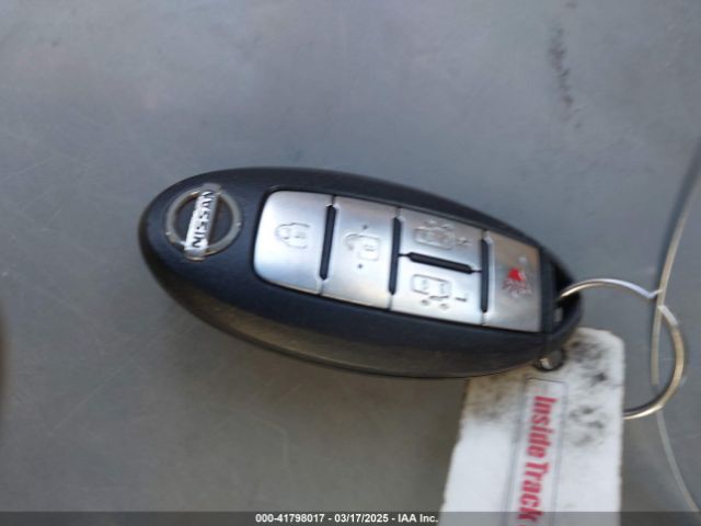 JN8AE2KP2F9130611 Nissan Quest Platinum/s/sl/sv