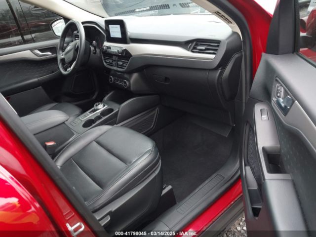 1FMCU9H69LUA74136 Ford ESCAPE SEL