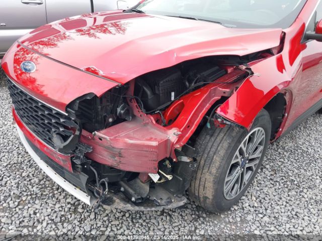 1FMCU9H69LUA74136 Ford ESCAPE SEL