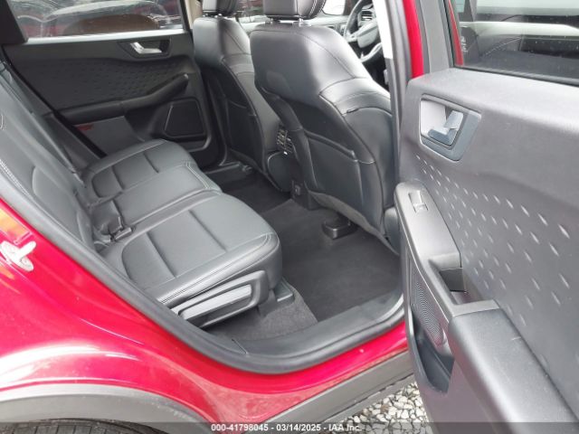 1FMCU9H69LUA74136 Ford ESCAPE SEL