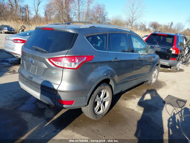 1FMCU9G93EUD56416 Ford ESCAPE SE