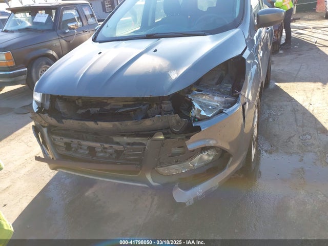 1FMCU9G93EUD56416 Ford ESCAPE SE