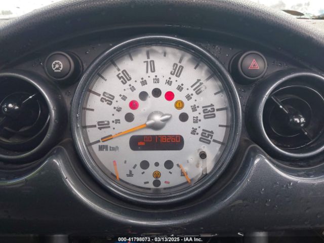 2004 MINI COOPER S WMWRE33474TD75980 Photo 6