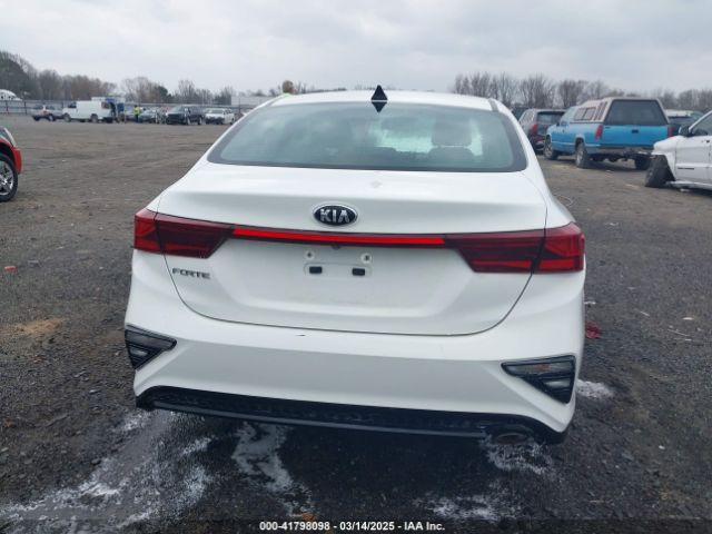 3KPF24AD2LE201231 KIA Forte Lxs