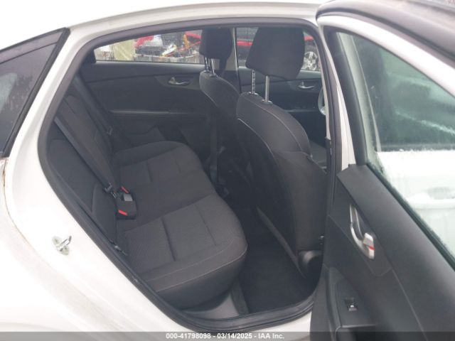 3KPF24AD2LE201231 KIA Forte Lxs