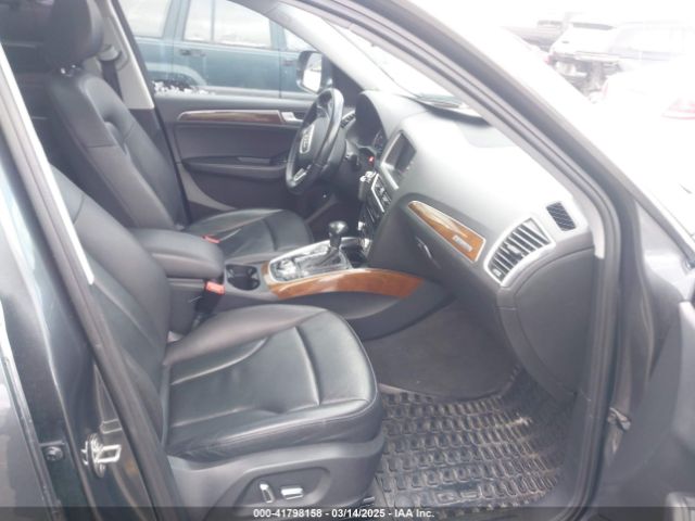 WA1C2AFP8HA066572 Audi Q5 2.0t Premium