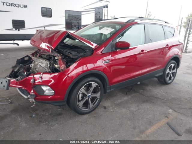 1FMCU0HD7JUA86051 Ford ESCAPE SEL