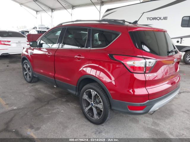 1FMCU0HD7JUA86051 Ford ESCAPE SEL