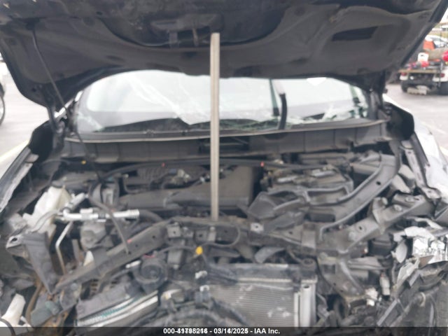 5N1AT2MTXJC834946 Nissan ROGUE SV