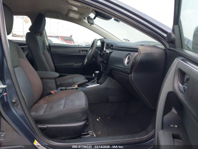 5YFBURHE6HP658876 Toyota COROLLA LE