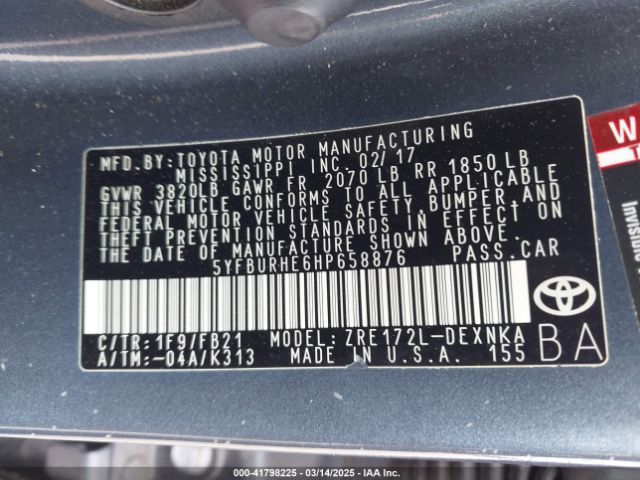 5YFBURHE6HP658876 Toyota COROLLA LE