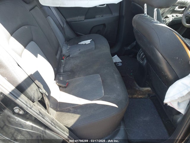 KIA Sportage Lx 2015 KNDPB3AC6F7707946 Image 8