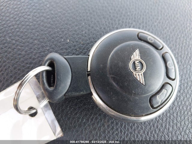 2012 MINI COOPER WMWSU3C59CT541411 Photo 10