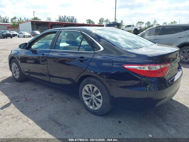 4T1BF1FK8HU412933 Toyota CAMRY LE