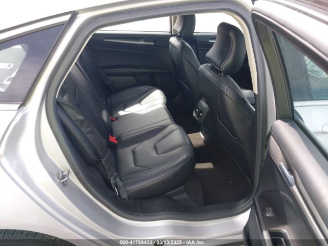 3FA6P0SU5KR228638 Ford Fusion Energi Titanium