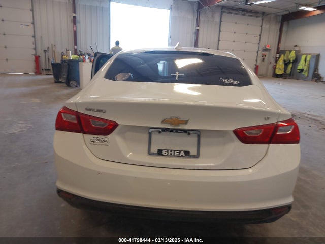 1G1ZE5ST1HF104821 Chevrolet MALIBU 1LT