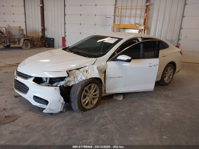 1G1ZE5ST1HF104821 Chevrolet MALIBU 1LT