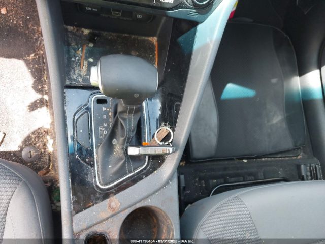 KNDCB3LC1N5499089 KIA Niro Lxs