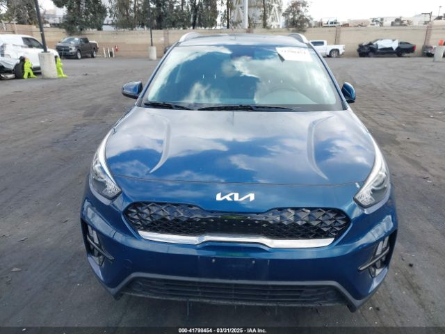KNDCB3LC1N5499089 KIA Niro Lxs