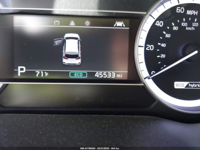 KNDCB3LC1N5499089 KIA Niro Lxs