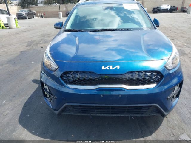 KNDCB3LC1N5499089 KIA Niro Lxs