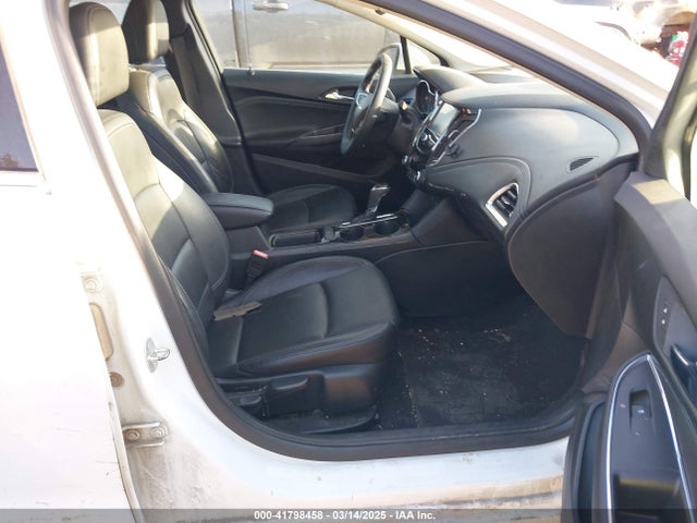 1G1BF5SM9J7199166 Chevrolet Cruze Premier Auto