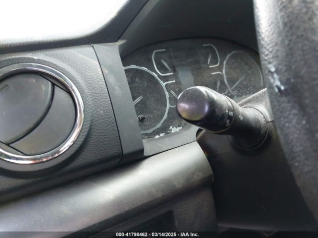 5TFUY5F17MX989323 Toyota Tundra Sr5