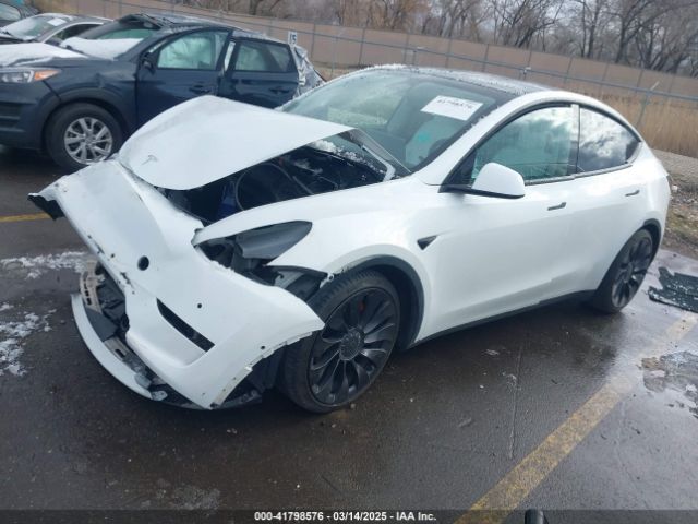 7SAYGDEF3NF488598 Tesla Model Y