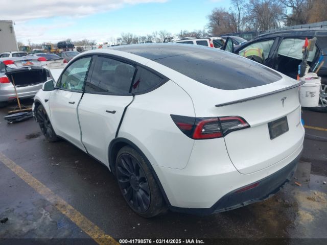 7SAYGDEF3NF488598 Tesla Model Y
