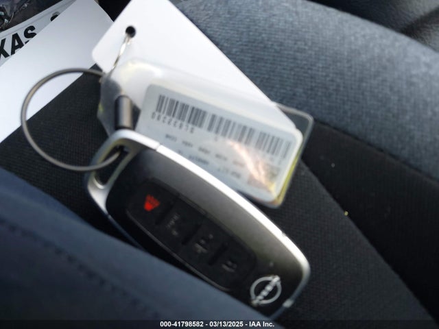 3N1CN8EV5SL832380 Nissan Versa 1.6 Sv