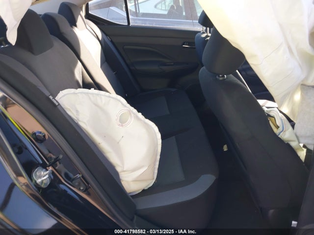 3N1CN8EV5SL832380 Nissan Versa 1.6 Sv