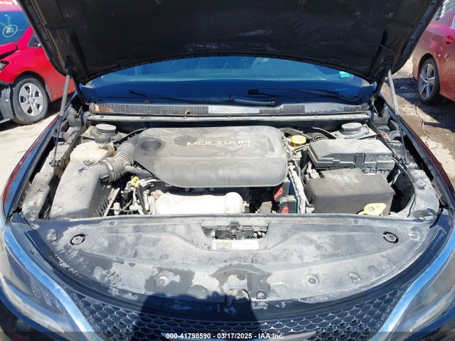 Chrysler 200 Limited 2015 1C3CCCABXFN662545 Image 10