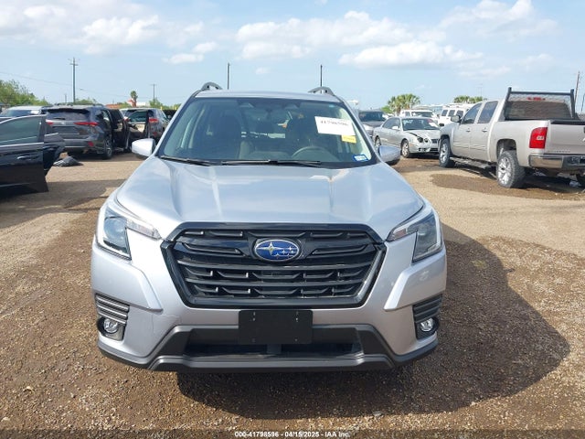 JF2SKALC8RH429465 Subaru Forester Limited