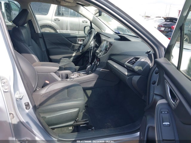 JF2SKALC8RH429465 Subaru Forester Limited