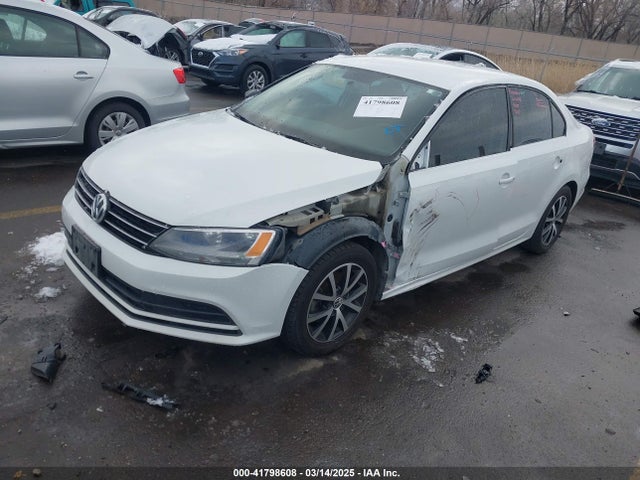 3VWB67AJ4GM375580 Volkswagen Jetta