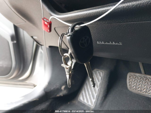 4T1BF1FKXHU279513 Toyota CAMRY SE