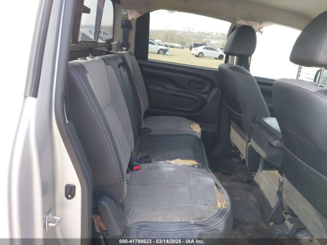 1N6AA1EJ0HN559519 Nissan TITAN S