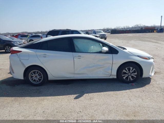 JTDKARFP6H3042617 Toyota Prius Prime Premium