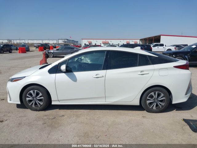 JTDKARFP6H3042617 Toyota Prius Prime Premium