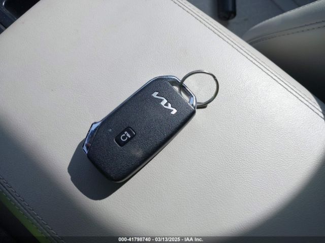 5XYRL4LC6NG084726 KIA SORENTO S