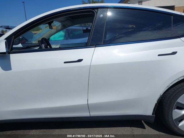 7SAYGDEE2PF632121 Tesla Model Y Awd/long Range Dual Motor All-wheel Drive