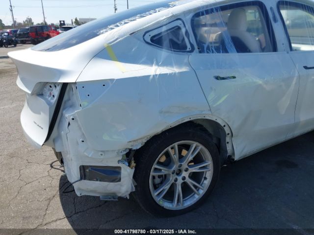 7SAYGDEE2PF632121 Tesla Model Y Awd/long Range Dual Motor All-wheel Drive