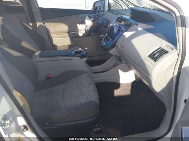 JTDZN3EU4HJ056177 Toyota Prius V Three