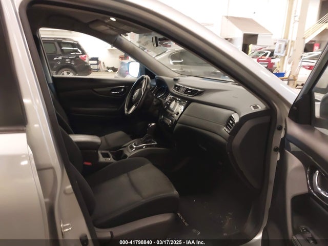 JN8AT2MV7HW282129 Nissan ROGUE SV